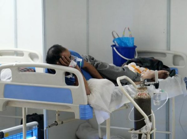 Govt allows cash payment of over Rs 2 lakh for Covid treatment at hospitals