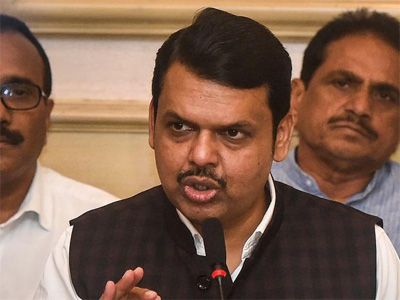 Shiv Sena hits out at Fadnavis for targeting CM over 'Free Kashmir' poster