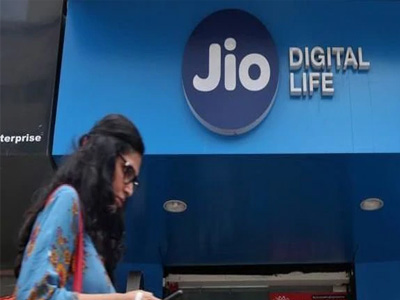 Reliance Jio to charge for voice calls made on other networks after TRAI's review of IUC regime